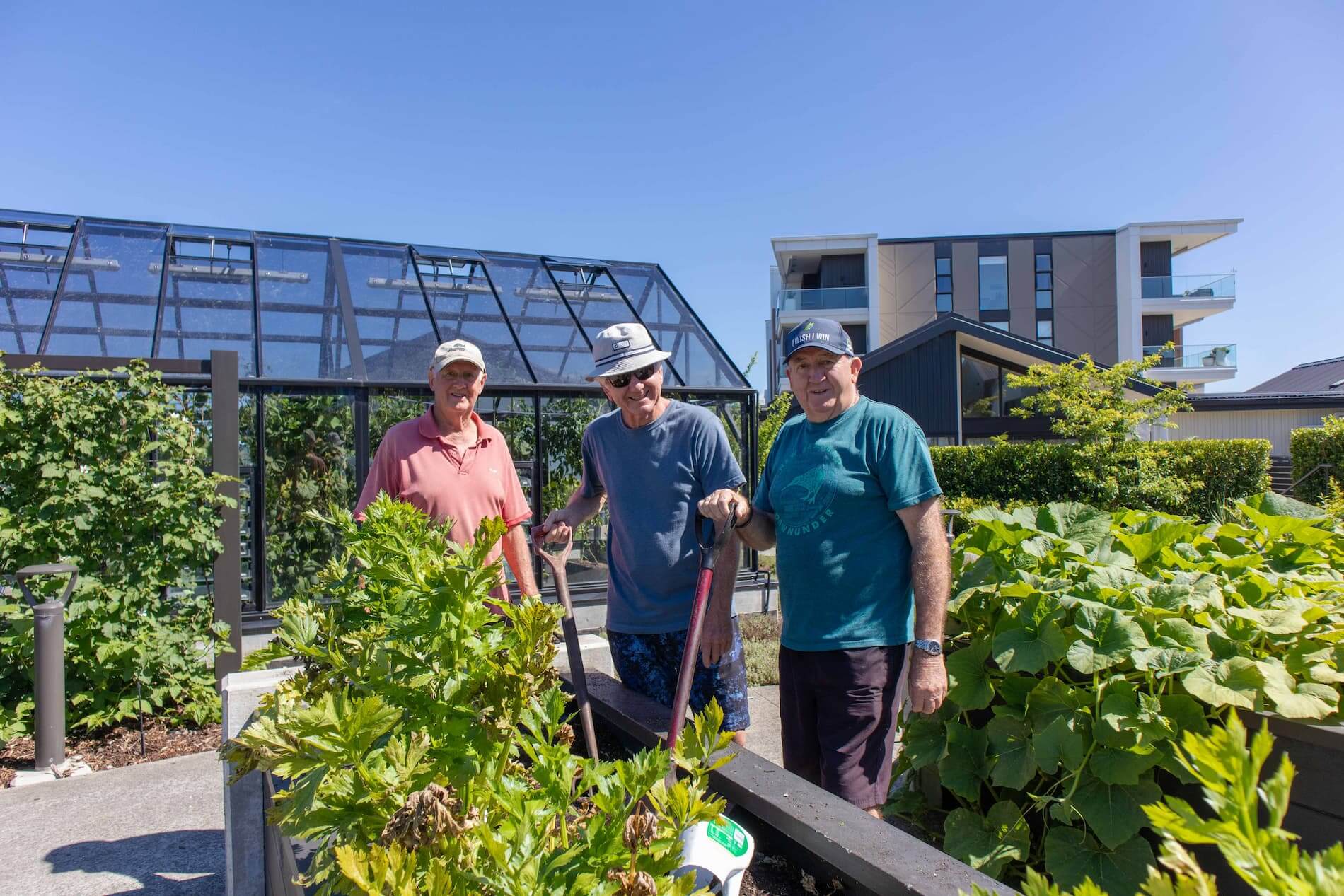 Community-Gardens-Club_Residents